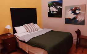 Cruz De Malta Hostel